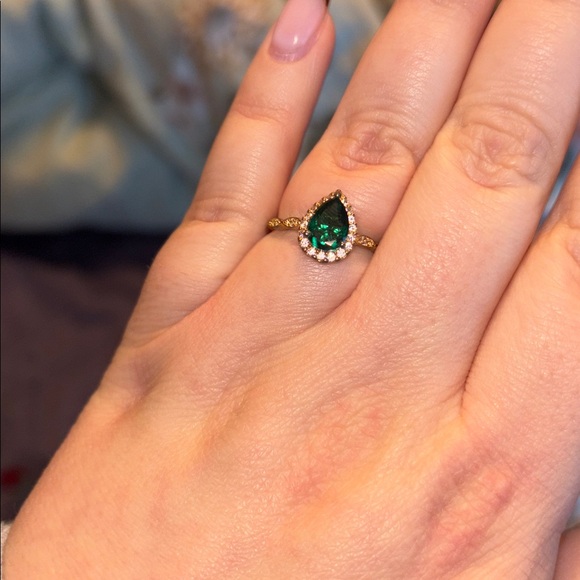 Emerald and 14k gold ring - Picture 8 of 8